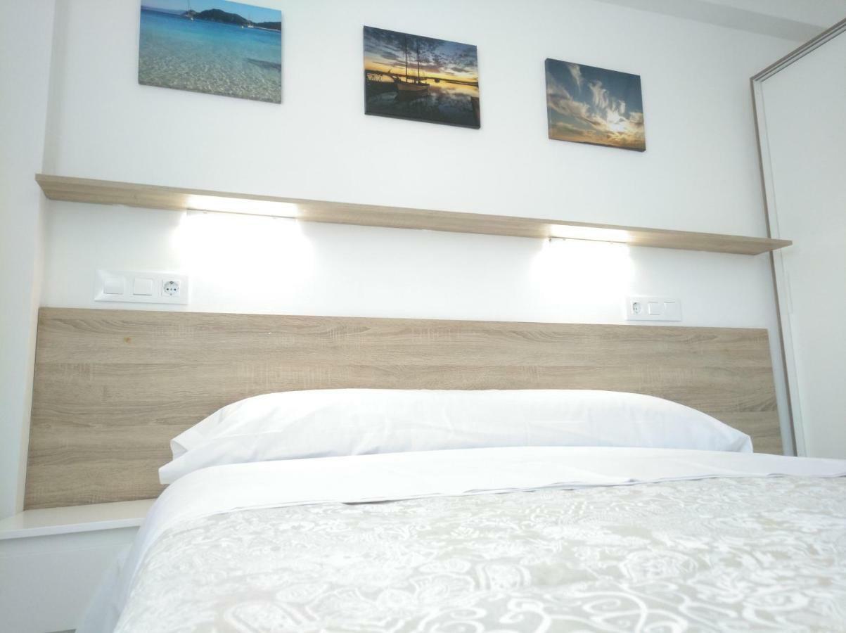 Apartamentos Poniente บียานูเอบา เด อาโรซา ภายนอก รูปภาพ