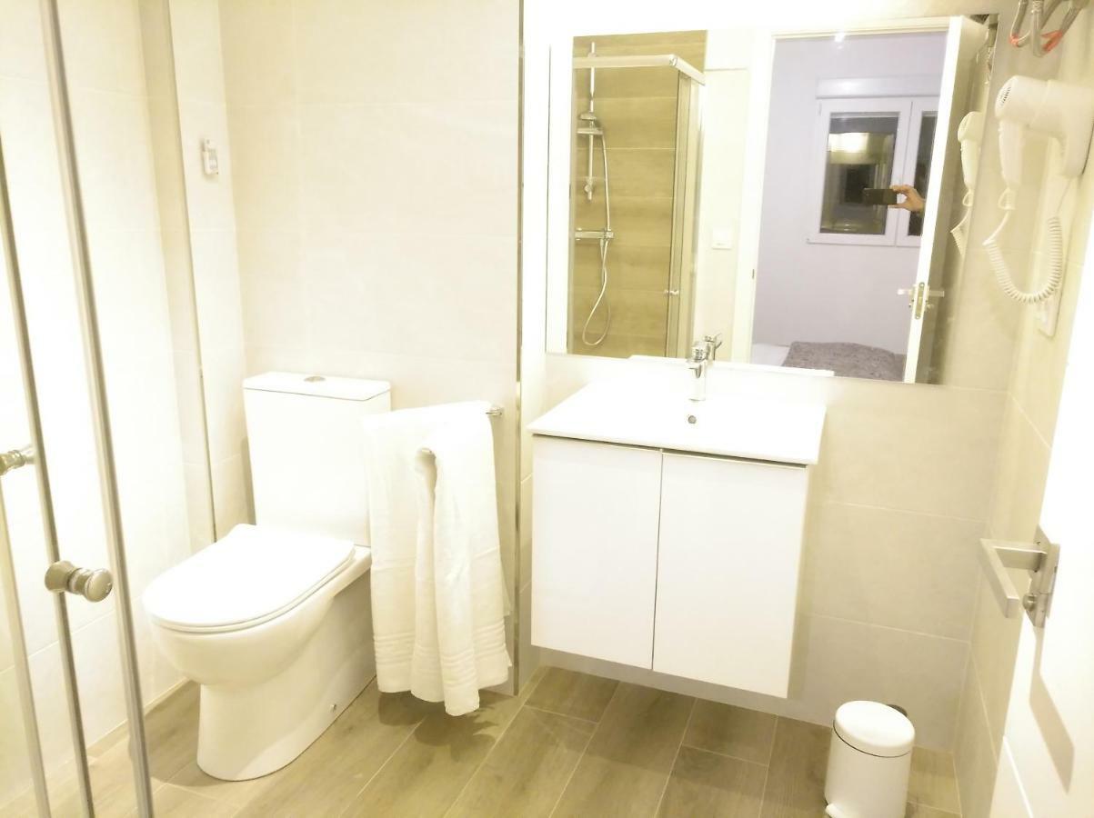 Apartamentos Poniente บียานูเอบา เด อาโรซา ภายนอก รูปภาพ